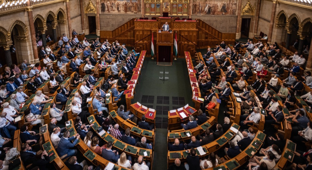 Infoparlament Konferencia - „Az MI ma a versenyelőnyt szolgálja, holnap viszont már a bukás elkerülését”