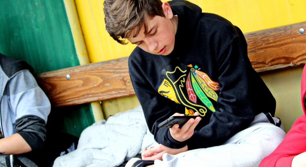 Útmutatót készített az NMHH a digitális szülői felügyelethez