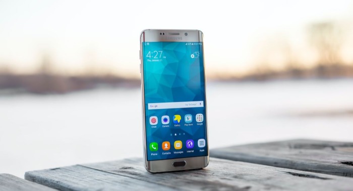 Inflációkövető díjemelést vezetnek be a mobilszolgáltatók