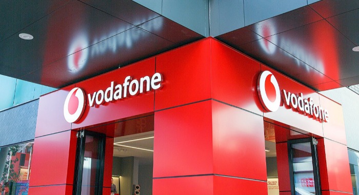 Rendhagyó megállapodást kötött a Vodafone és a Microsoft